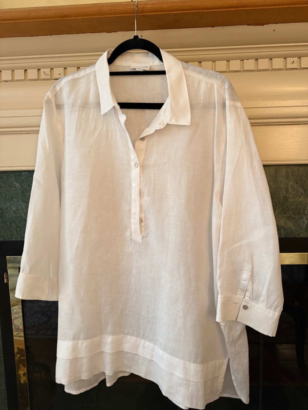 J. Jill White Linen Button‑Front Tunic Shirt